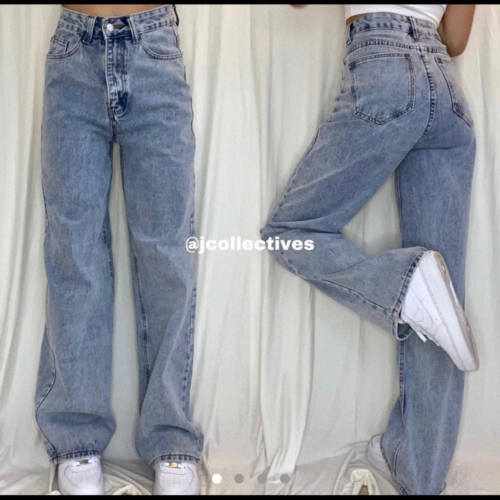 Light Blue Baggy Jeans